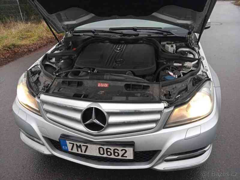 Mercedes-Benz Třídy C 2,1   C220 (w204) Automat Avantgarde - foto 11