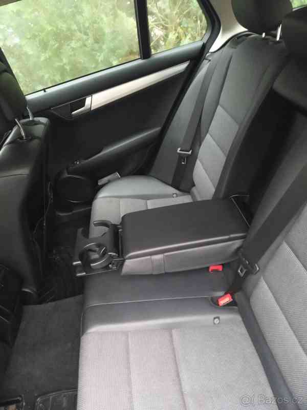 Mercedes-Benz Třídy C 2,1   C220 (w204) Automat Avantgarde - foto 16