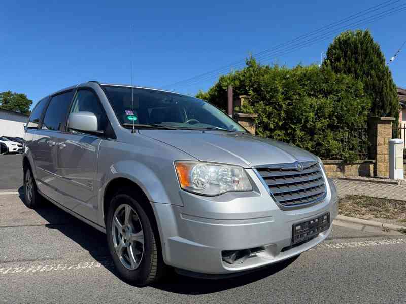 Chrysler Town Country 3.8 6 Stown DVD 2008 - foto 6