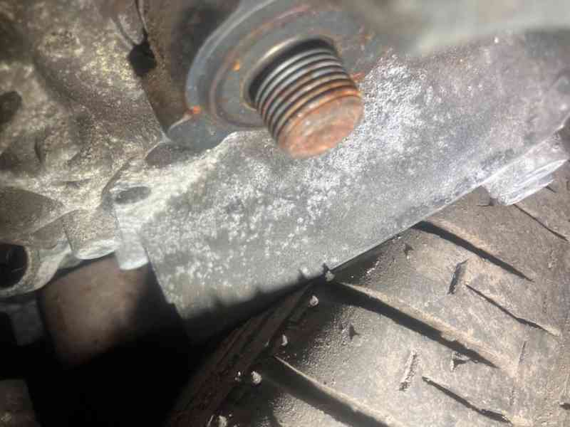 Skoda,VW,Seat-Vysokotlaké čerpadlo 04B130755F - foto 3