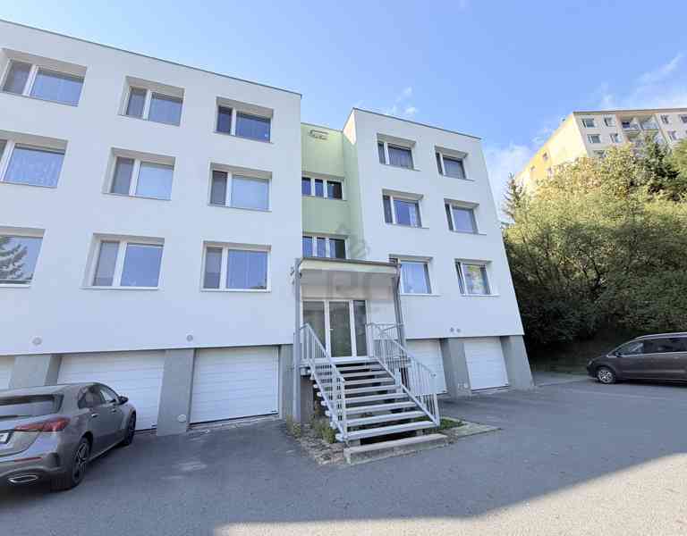 EXKLUZIVNÍ DRUŽSTEVNÍ BYT 2+KK V LIBČICÍCH NAD VLTAVOU - foto 19