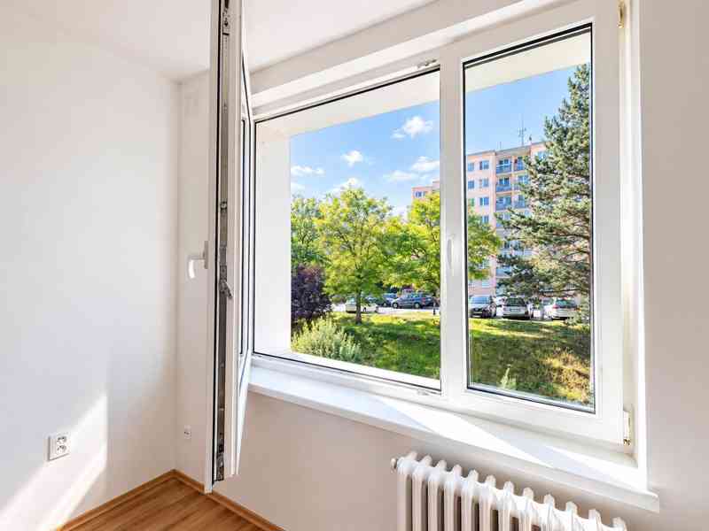 EXKLUZIVNÍ DRUŽSTEVNÍ BYT 2+KK V LIBČICÍCH NAD VLTAVOU - foto 11