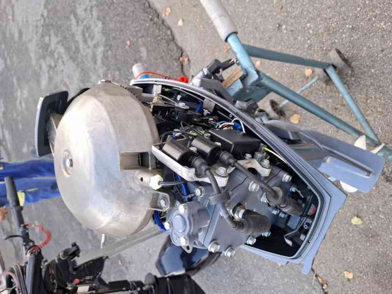 závěsný motor YAMAHA 25BMH - foto 9