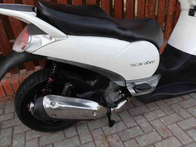 Aprilia Scarabeo 300 Light - foto 15