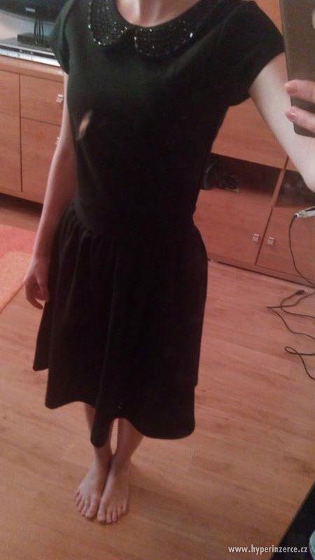 Prodám černé šaty značky RESERVED velikost S - foto 2