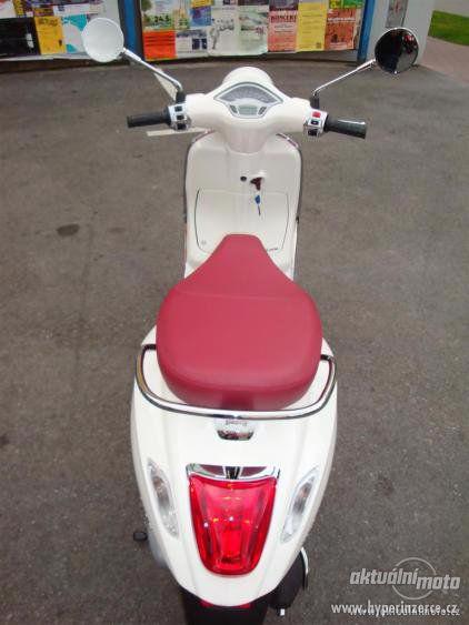 Prodej motocyklu Vespa LX 125 - foto 11