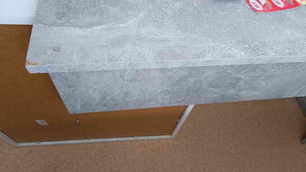 Prodám univerzální stůl na psaní a na PC,i křeslo ke stolu. - foto 12