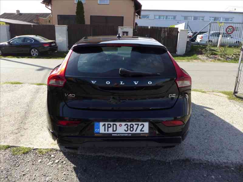 Volvo V40 1,6 D2 KAMERA, PLNÝ SERVIS - foto 6
