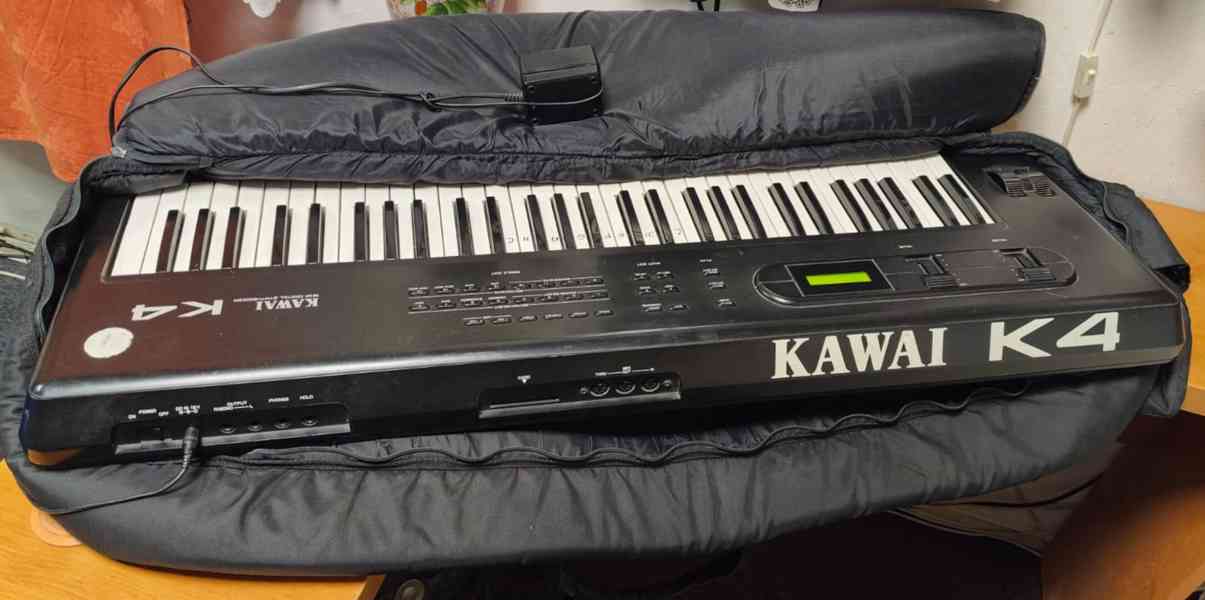 Syntezátor Kawai K4 - foto 2