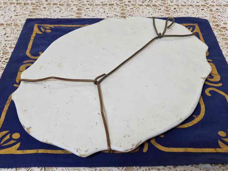 Zajímavý barokní masivní ručně malovaný  Podnos Tác Fajáns - foto 5