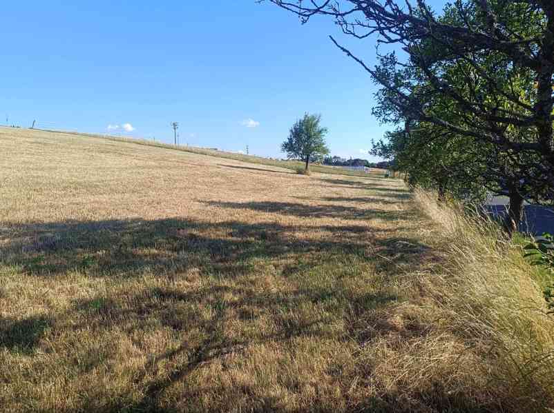 Prodej stavebního pozemku - foto 2