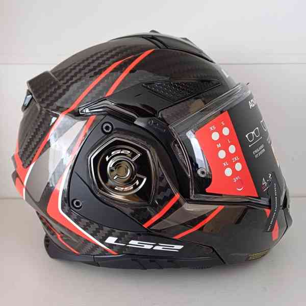Silniční překlápěcí přilba LS2 ADVANT X CARBON FUTURE II - foto 4