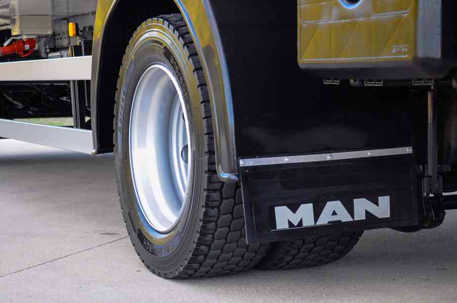 MAN TGM 18.250 – CHLADÍRENSKÉ VOZIDLO + HYDRAULICKÉ ČELO - foto 28
