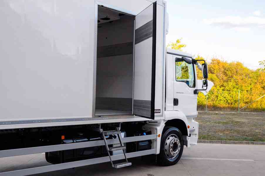 MAN TGM 18.250 – CHLADÍRENSKÉ VOZIDLO + HYDRAULICKÉ ČELO - foto 66