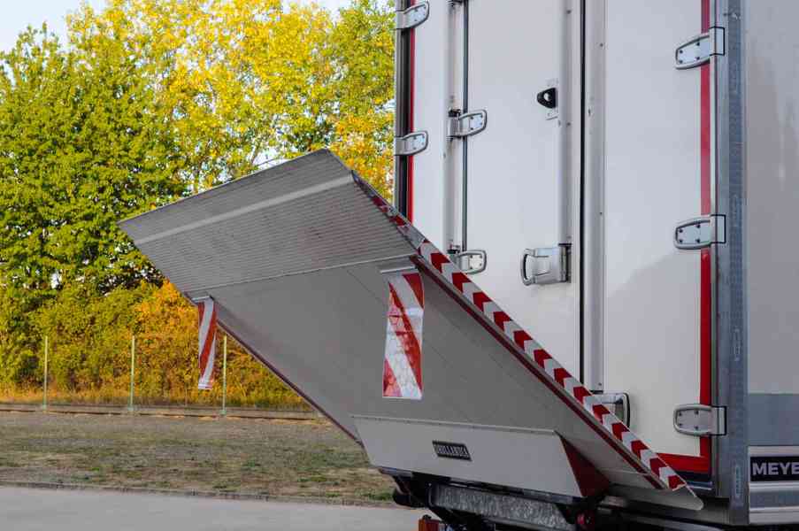 MAN TGM 18.250 – CHLADÍRENSKÉ VOZIDLO + HYDRAULICKÉ ČELO - foto 85
