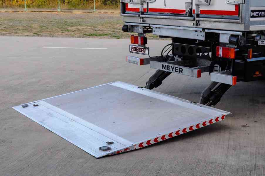 MAN TGM 18.250 – CHLADÍRENSKÉ VOZIDLO + HYDRAULICKÉ ČELO - foto 87