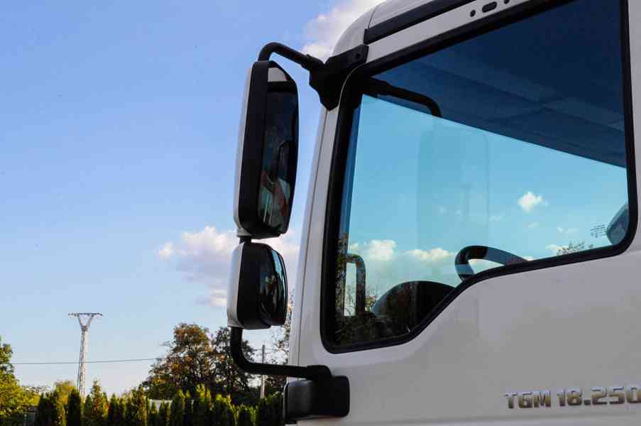 MAN TGM 18.250 – CHLADÍRENSKÉ VOZIDLO + HYDRAULICKÉ ČELO - foto 39