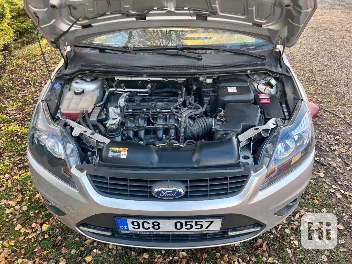 Ford Focus 1,6   85 kw - foto 1