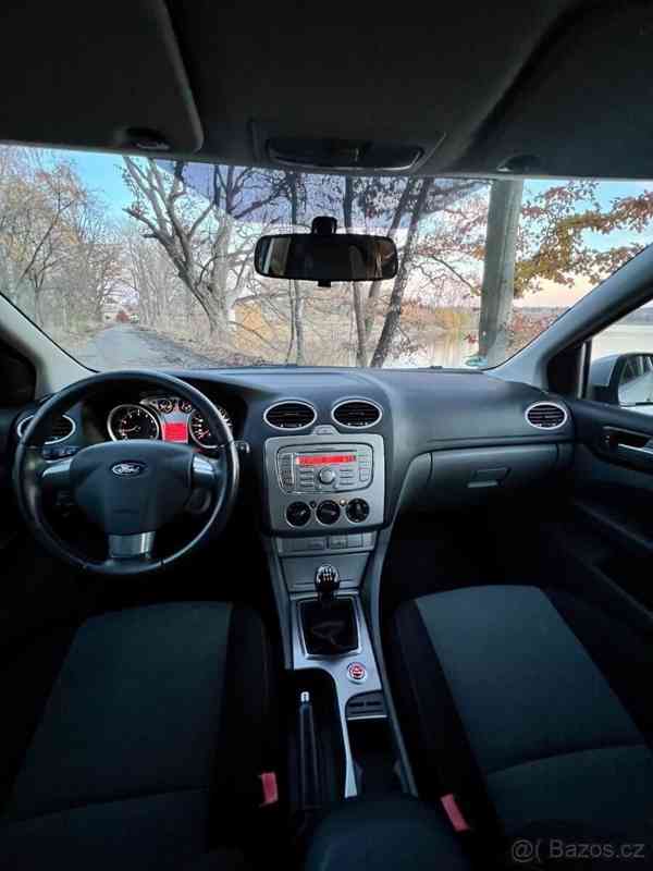 Ford Focus 1,6   85 kw - foto 8