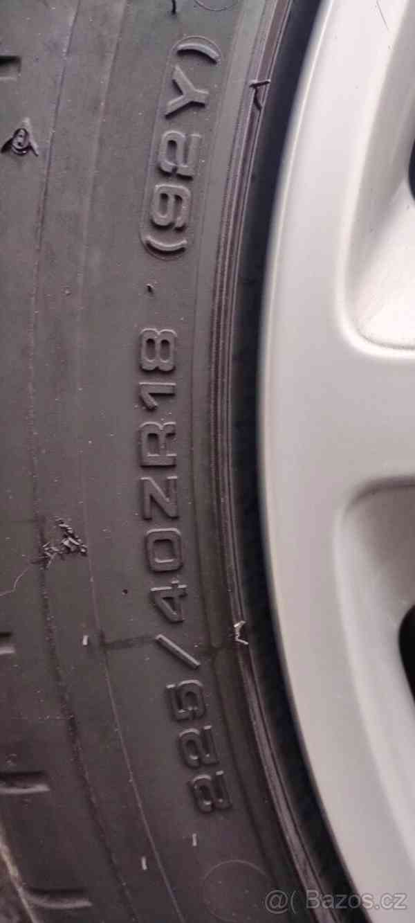 Audi A4 2,0   B8 kombi - foto 13