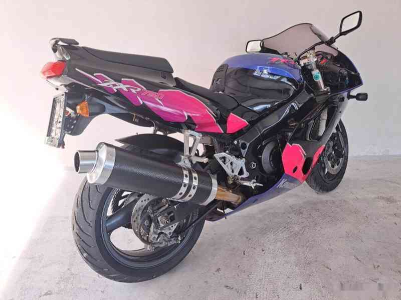 Kawasaki ZXR 750 - foto 5