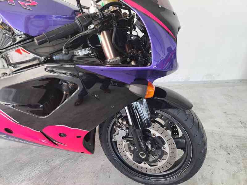 Kawasaki ZXR 750 - foto 16