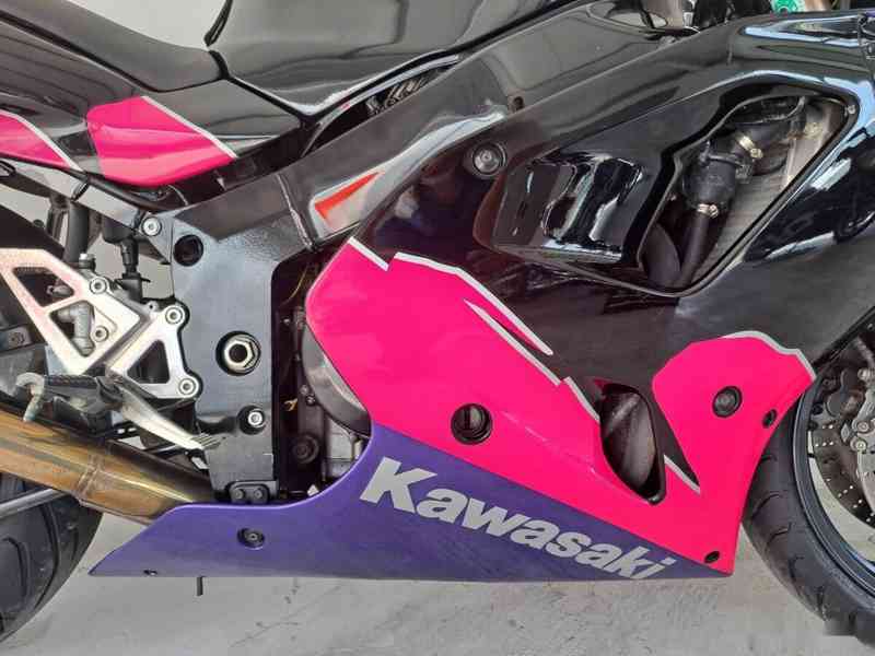Kawasaki ZXR 750 - foto 17