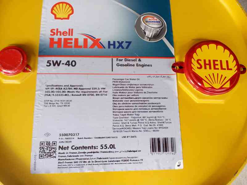 motorový olej SHELL Helix hx7 5w40 - foto 3