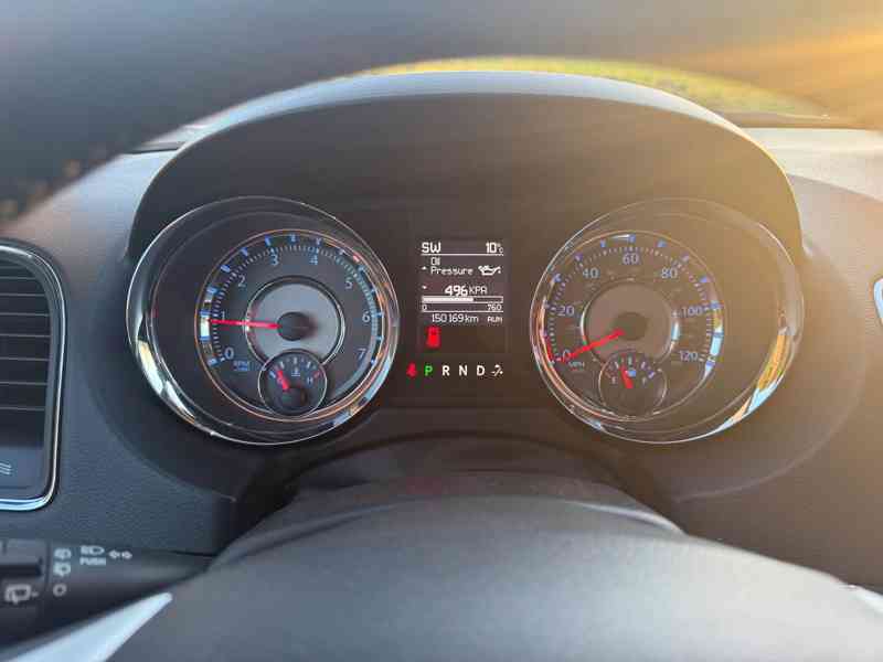 Chrysler Town Country 3,6 Limited DVD 2016 - foto 17