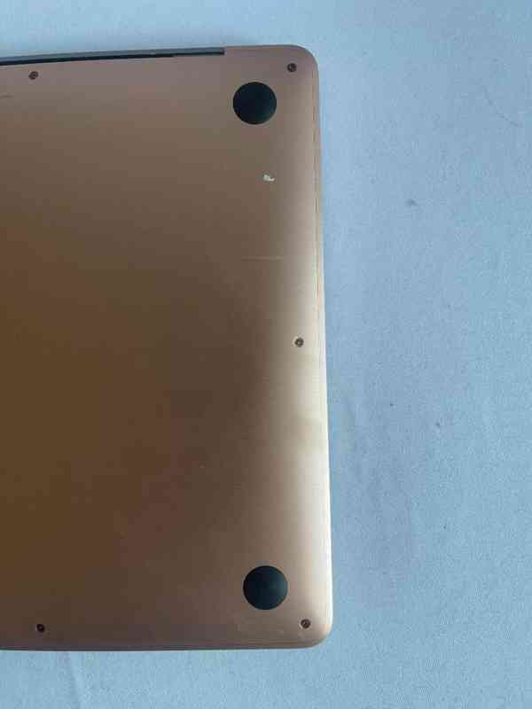 MacBook Air 13" M1 A2337 – iCloud lock, rozbitý displej,... - foto 6