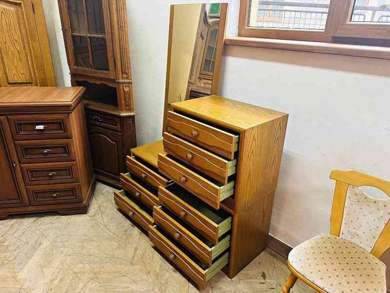 102 Komoda - 2 malé komody vedle sebe + zdrcadlo   - foto 2