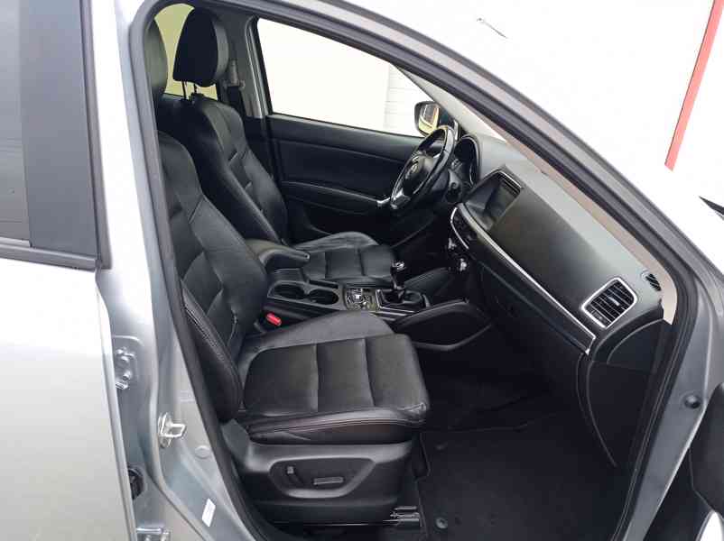 Mazda CX-5 2.2D Skyactiv/4x4/Výhřev/Navi - foto 24