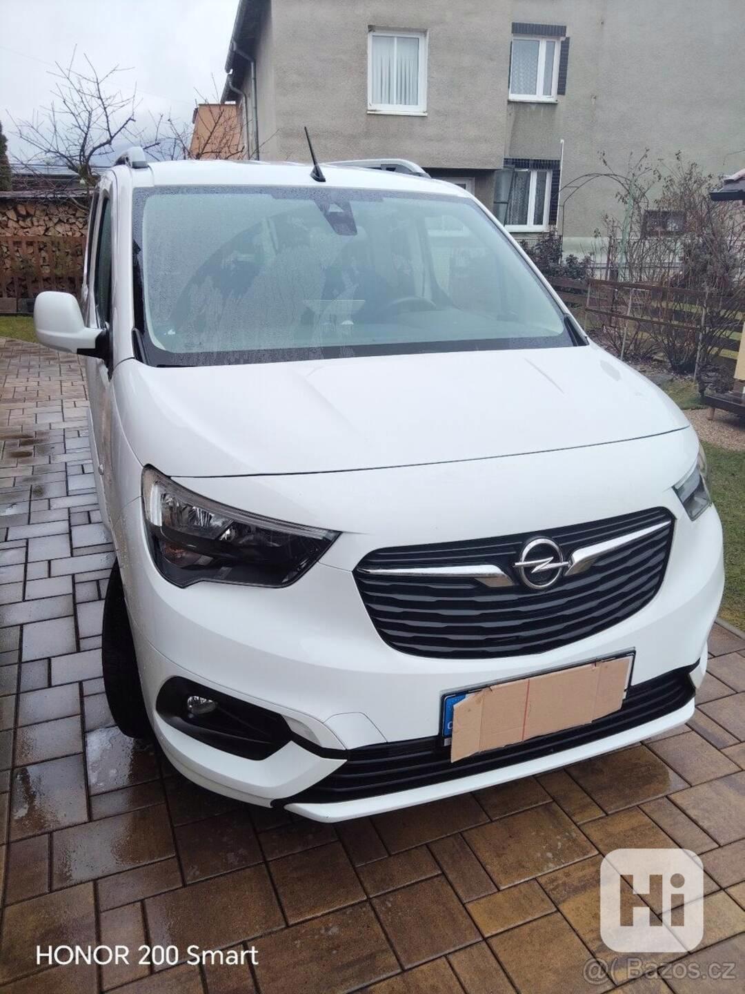 Opel Combo 1,5   96kW, 69000km, rv.2019, 7míst - foto 1