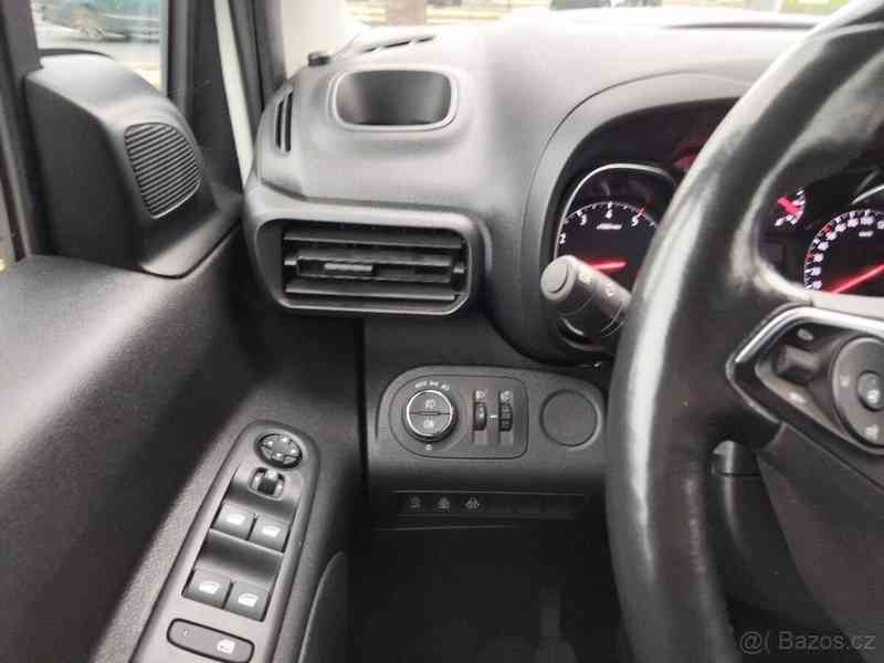 Opel Combo 1,5   96kW, 69000km, rv.2019, 7míst - foto 7