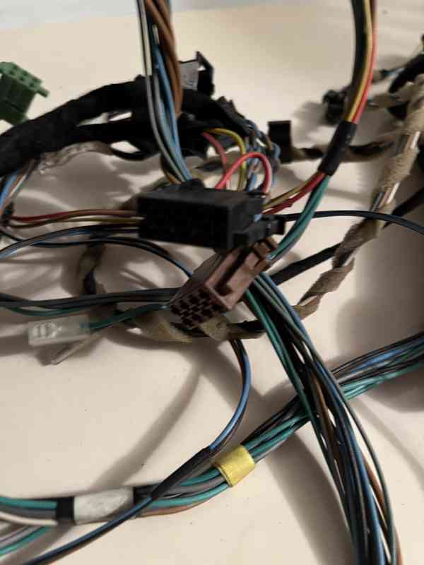 Airbag spolujezdce Felicia s jednotkou 6N0908603 - foto 10