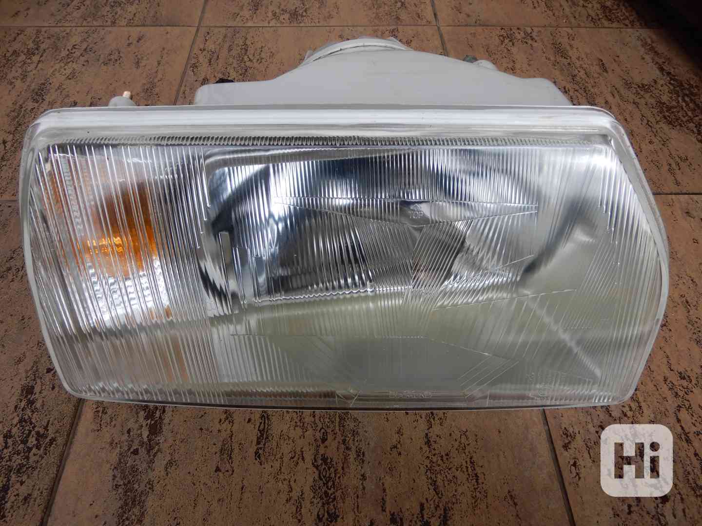 Přední světlo Škoda Favorit - foto 1