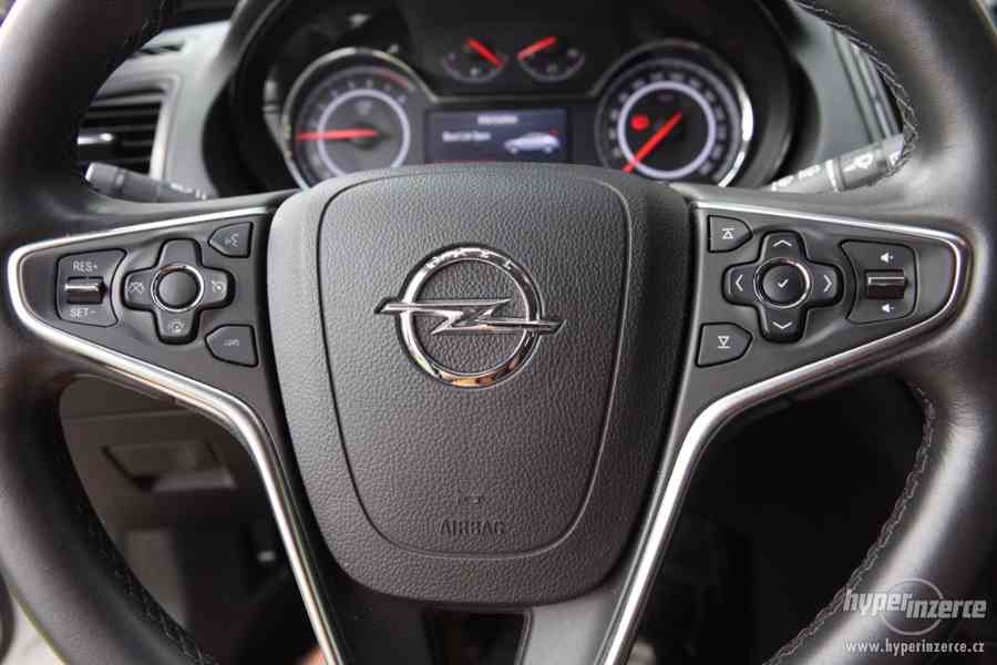 Prodám Opel Insignia HB Cosmo 1.4 Turbo benzin 2014 - foto 12