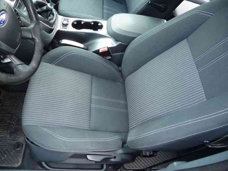 Ford C-MAX 2,0 TDCi, TITANIUM, 103kW, závěs, rok 2012,servis - foto 9