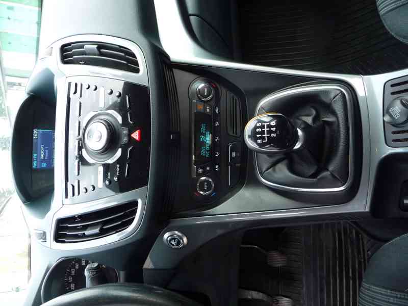 Ford C-MAX 2,0 TDCi, TITANIUM, 103kW, závěs, rok 2012,servis - foto 11