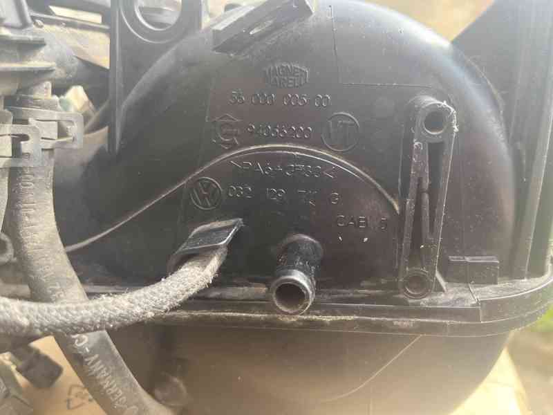 Sání motoru FELICIA 1.6 AEE 032129711G - foto 5