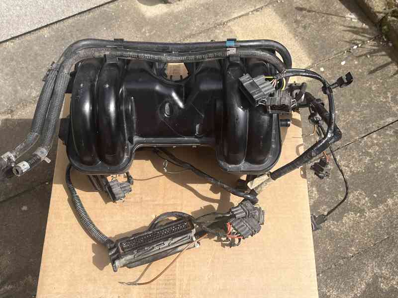 Sání motoru FELICIA 1.6 AEE 032129711G - foto 2