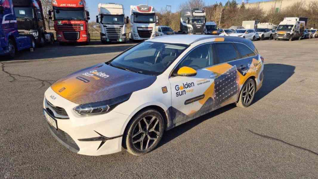 KIA cee´d   SW CD 1,5 T-GDi GPF 7DCT TOP - foto 1