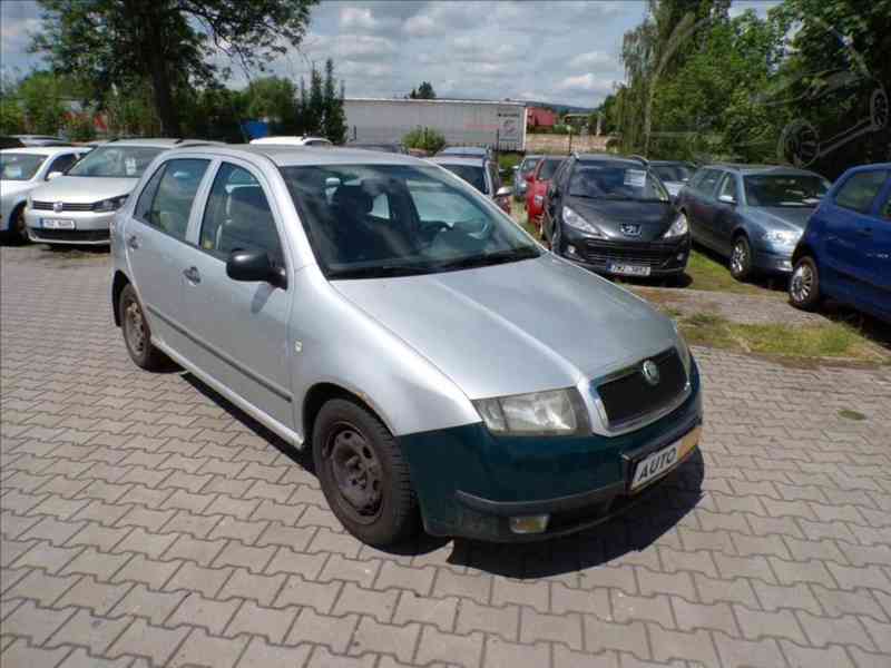 Škoda Fabia 1,2 HTP - foto 1