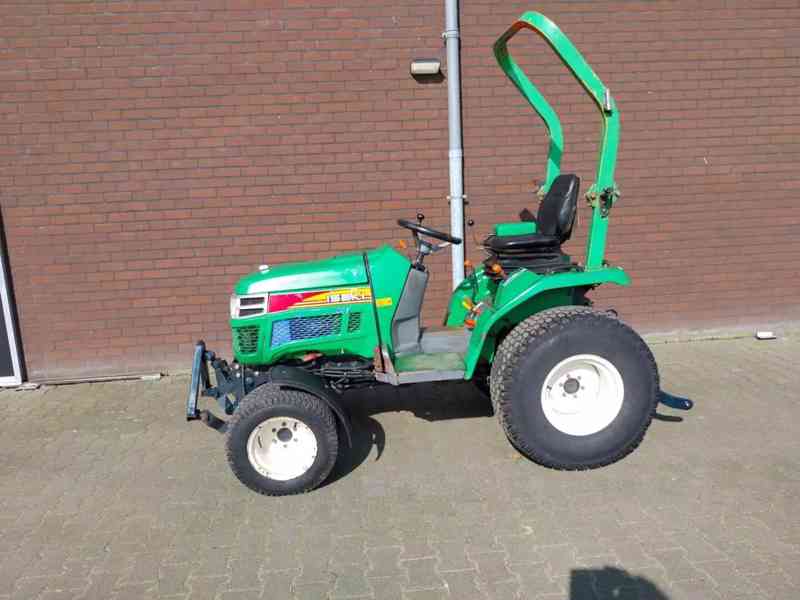 Traktor Iseki TM 3240 - foto 8