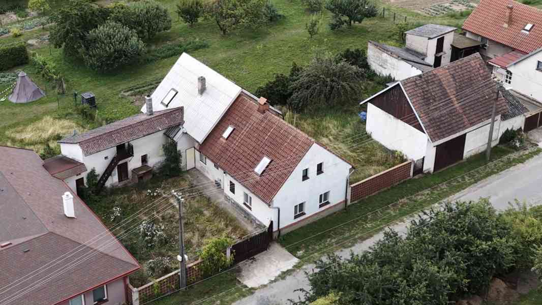 Prodej domu 4+1, Vysoká u Mělníka s pozemkem 617 m² - foto 2