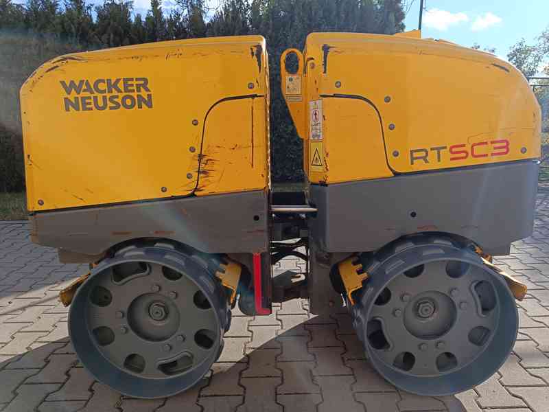 Vibrační válec Wacker Neuson RTKx-SC 3 - motor KUBOTA  - foto 2