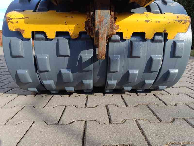 Vibrační válec Wacker Neuson RTKx-SC 3 - motor KUBOTA  - foto 4