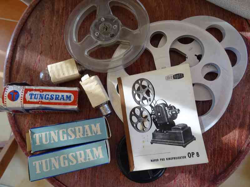 Retro Kinoprojektor OP 8 funkční  - foto 6