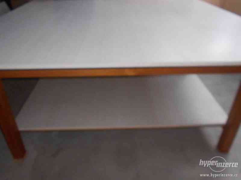 Pracovní stůl pro švadleny - šicí dílny. - foto 2