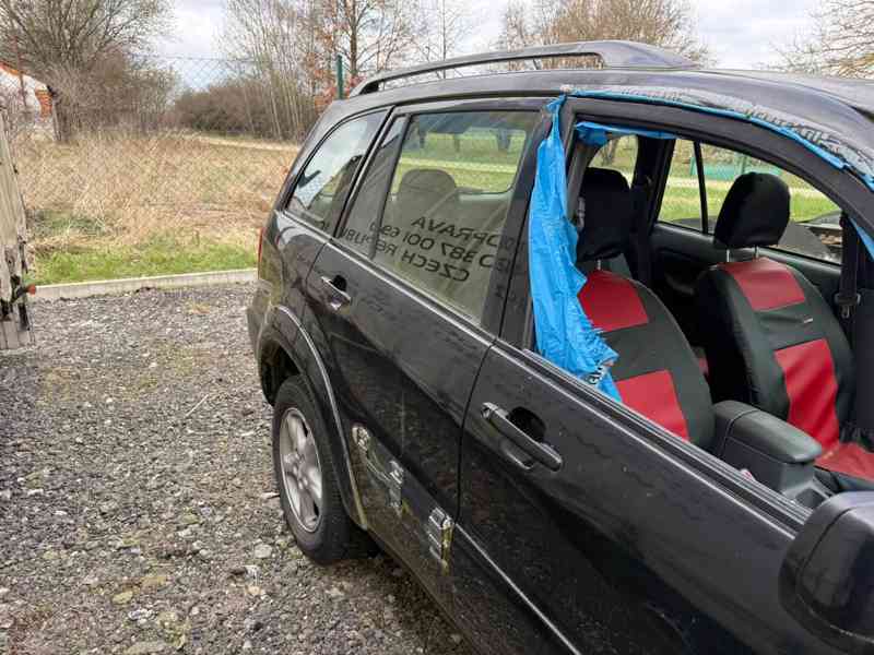 Toyota RAV 4 - foto 6